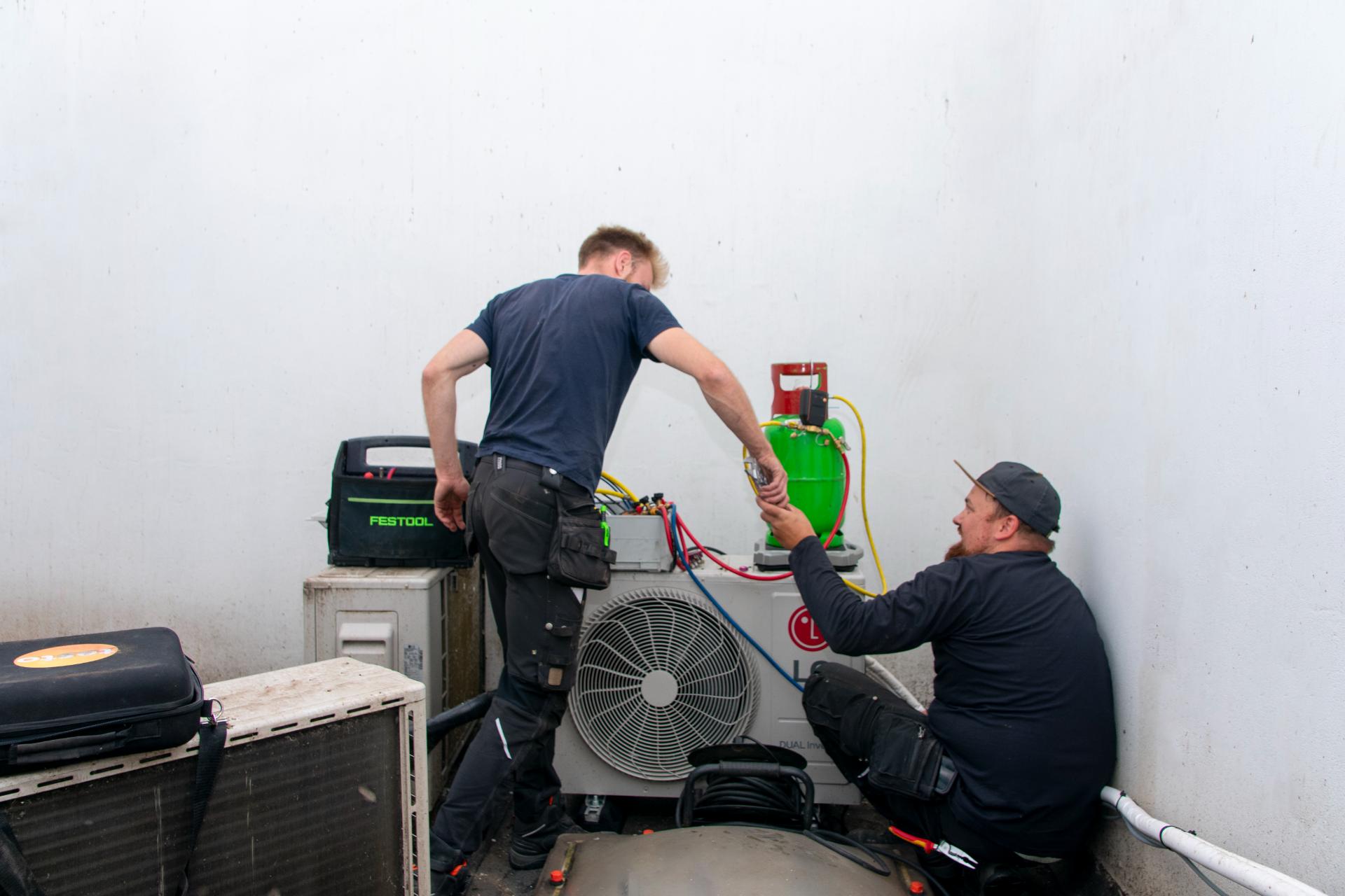 Favorcool Medewerkers Werken Samen